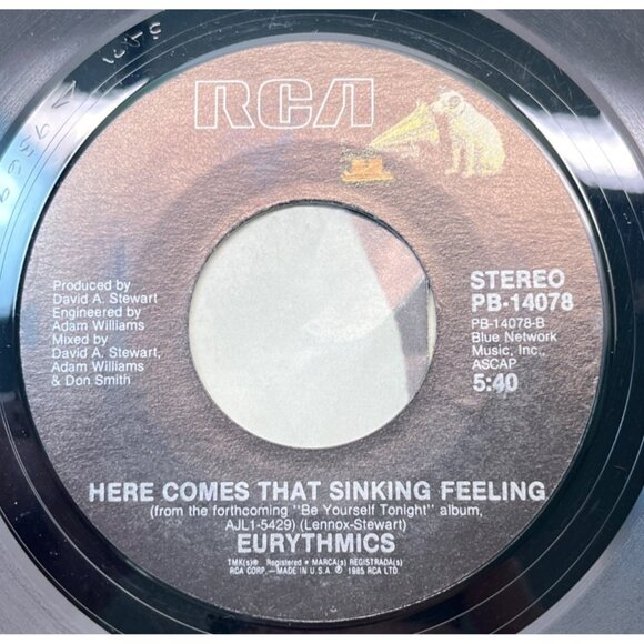 Eurythmics Would I Lie to You / Here Comes That 45 Rock Pop RCA + Picture Sleeve - Picture 7 of 8